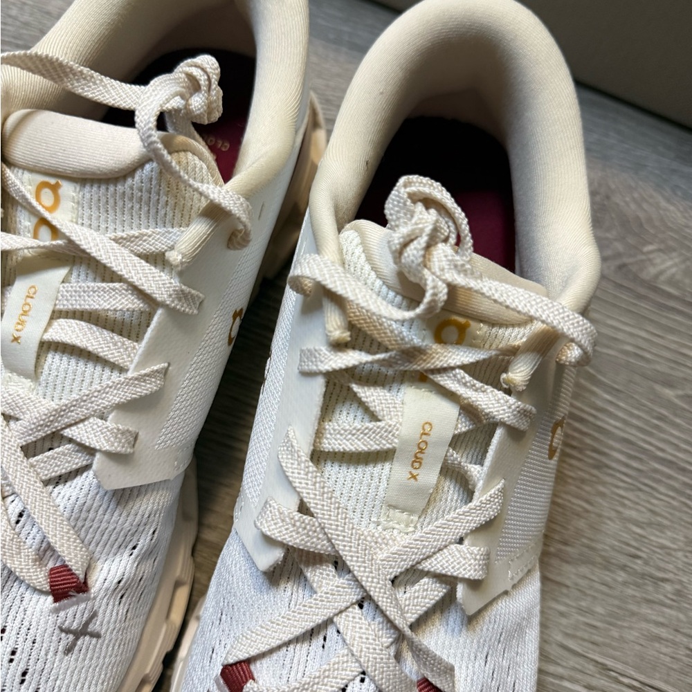 •ON CLOUD• CLOUD X4 PEARL IVORY SNEAKERS - Picture 8 of 11